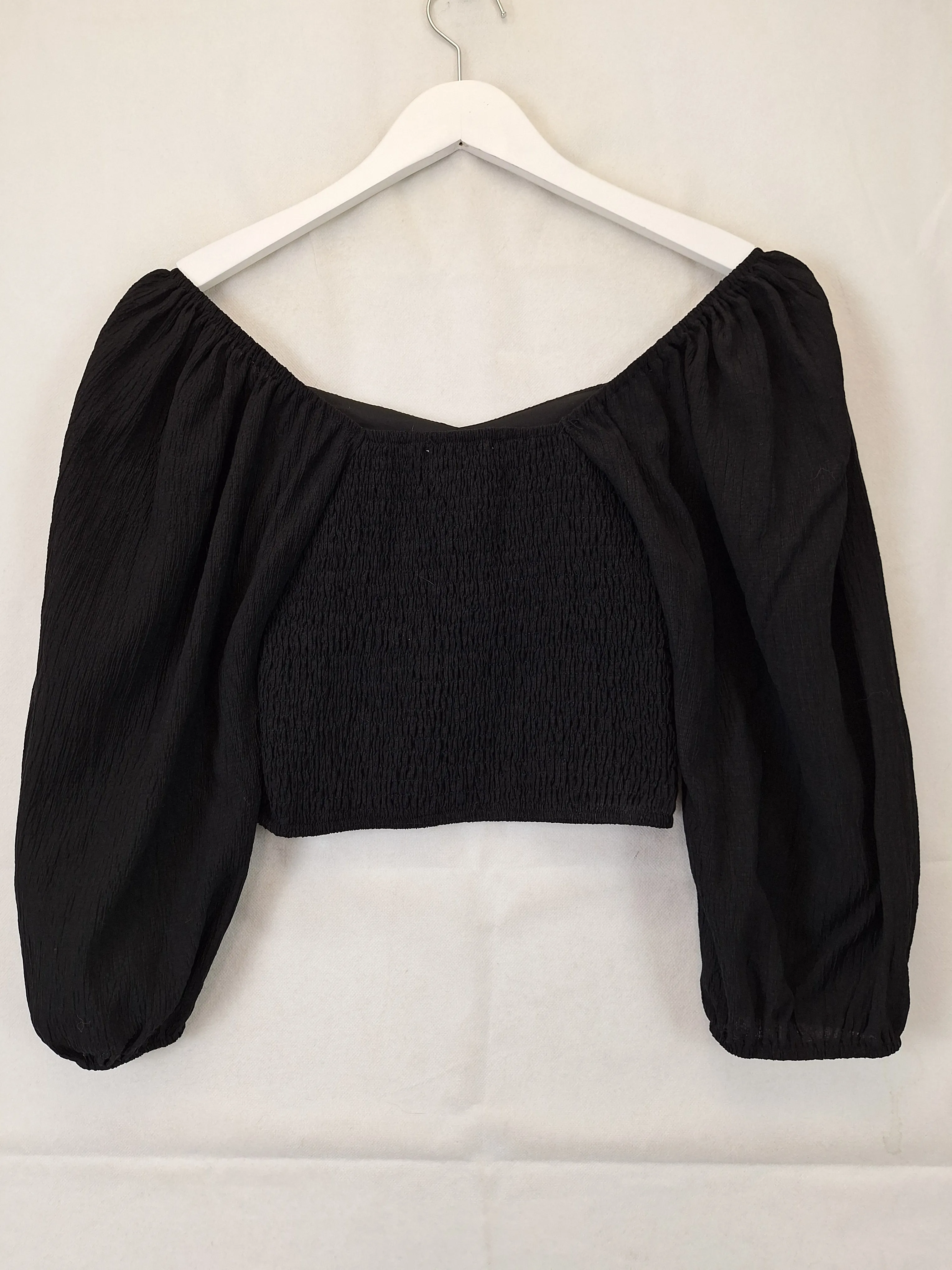 Atmos & Here Staple Balloon Sleeve Crop Top Size 8