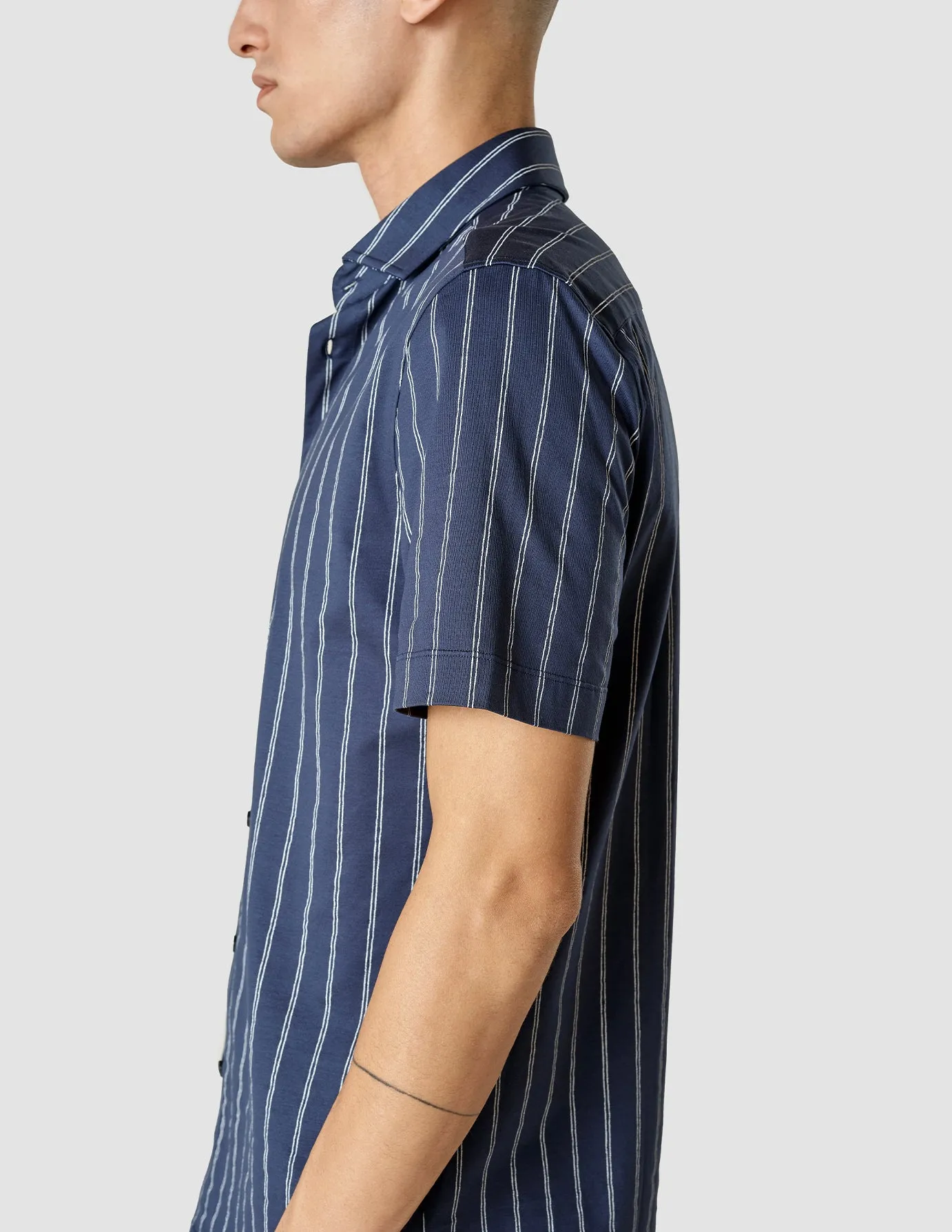 Classic Short Sleeve Shirt Deep Ocean