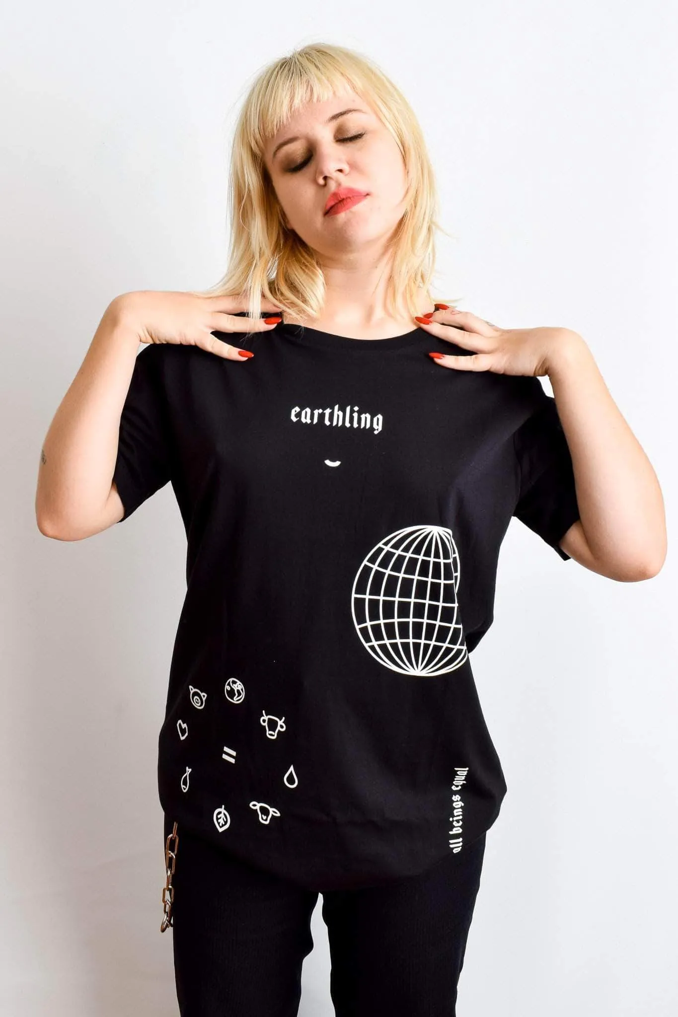 Earthling Tee - Black