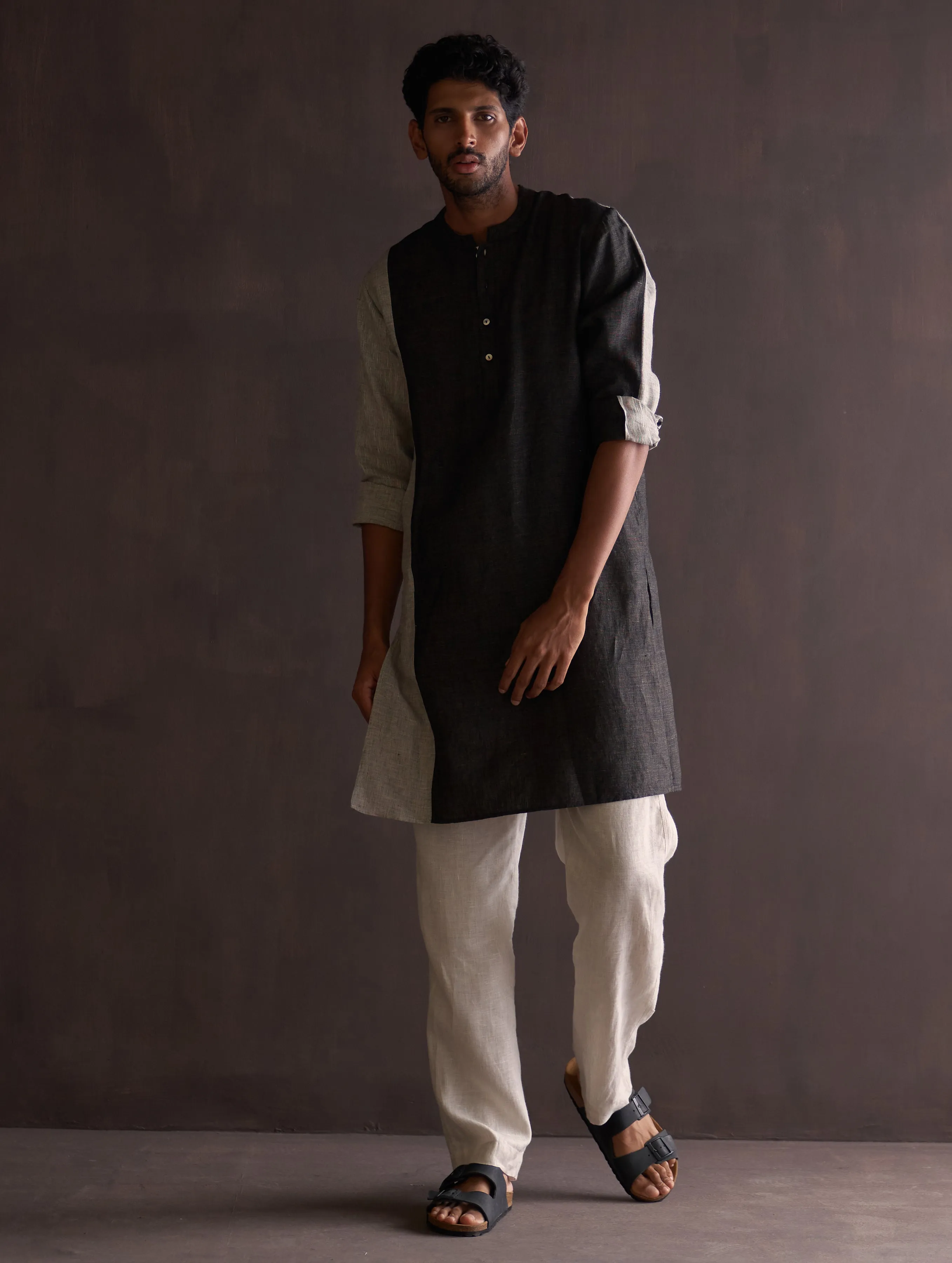 Minsu Color-Blocked Kurta Set - Charcoal