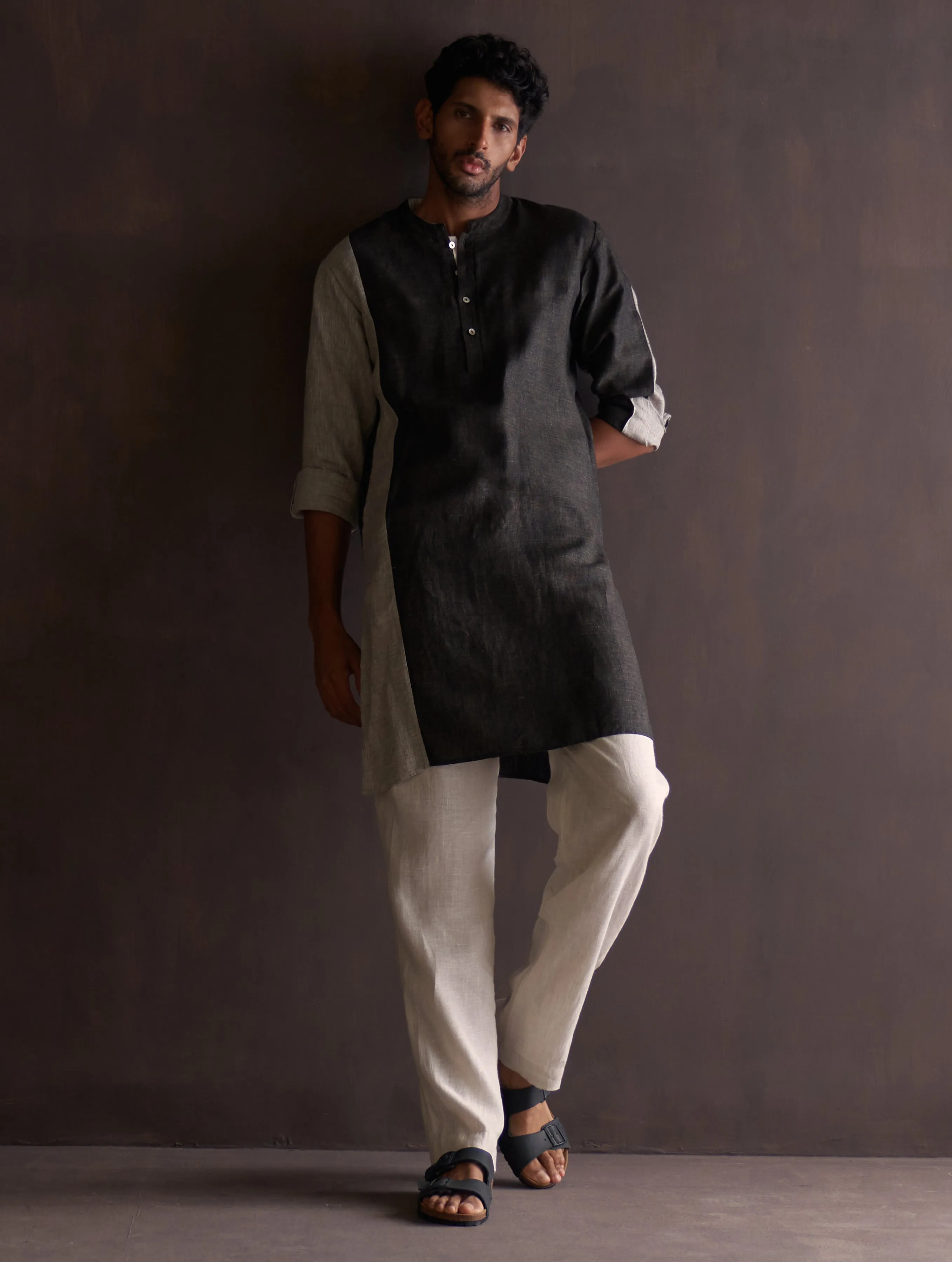 Minsu Color-Blocked Kurta Set - Charcoal